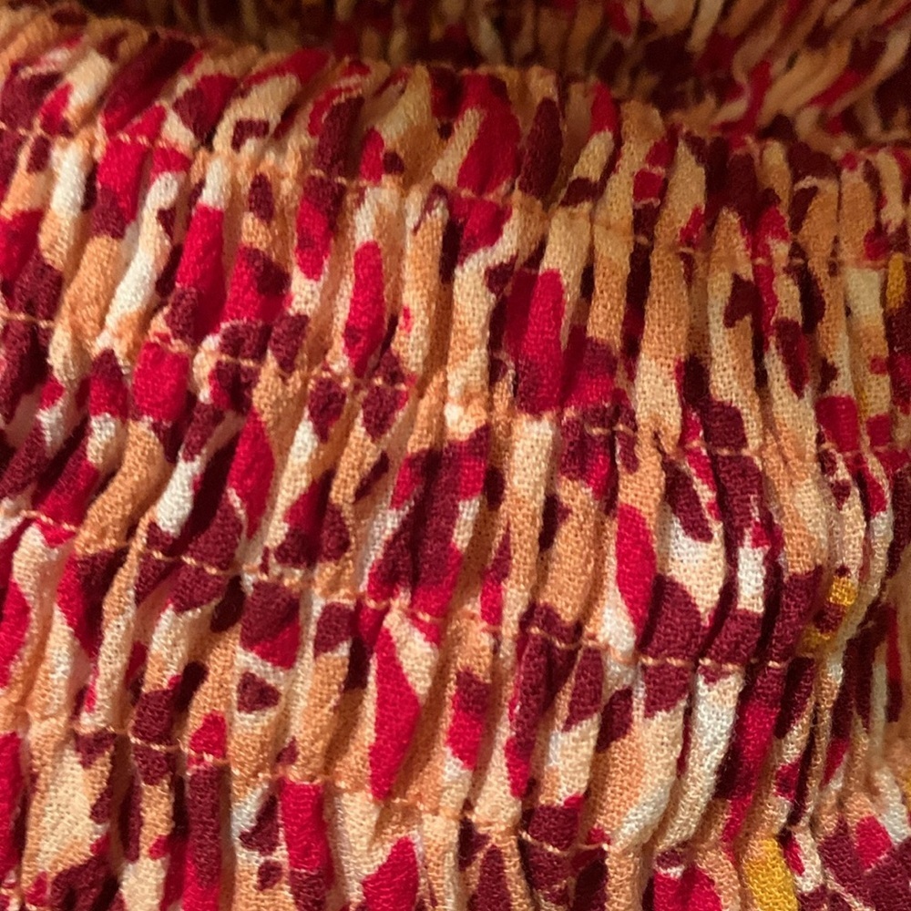 Poupette St. Barth Red Floral Smocked Blouse - Picture 13 of 13